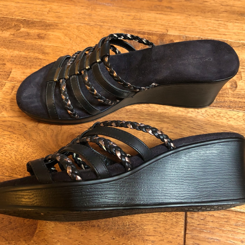 Brown - black sandals.